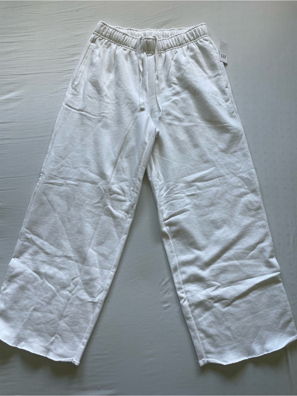 Gap Women’s Vintage Soft Baggy Wide-Leg Sweatpants, Size S Petite, White, NWT